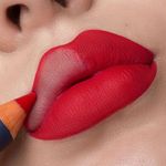 Batom-em-Lapis-Cremoso-Matte-Bruna-Tavares-BT-Max-Lip-Red-10-g