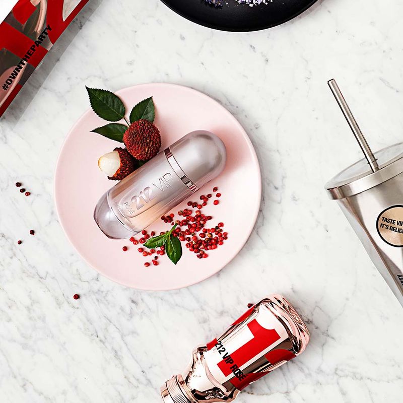 Kit-Perfume-Carolina-Herrera-212-Vip-Rose-Feminino-Eau-de-Parfum-80-ml---Locao-Corporal-100-ml
