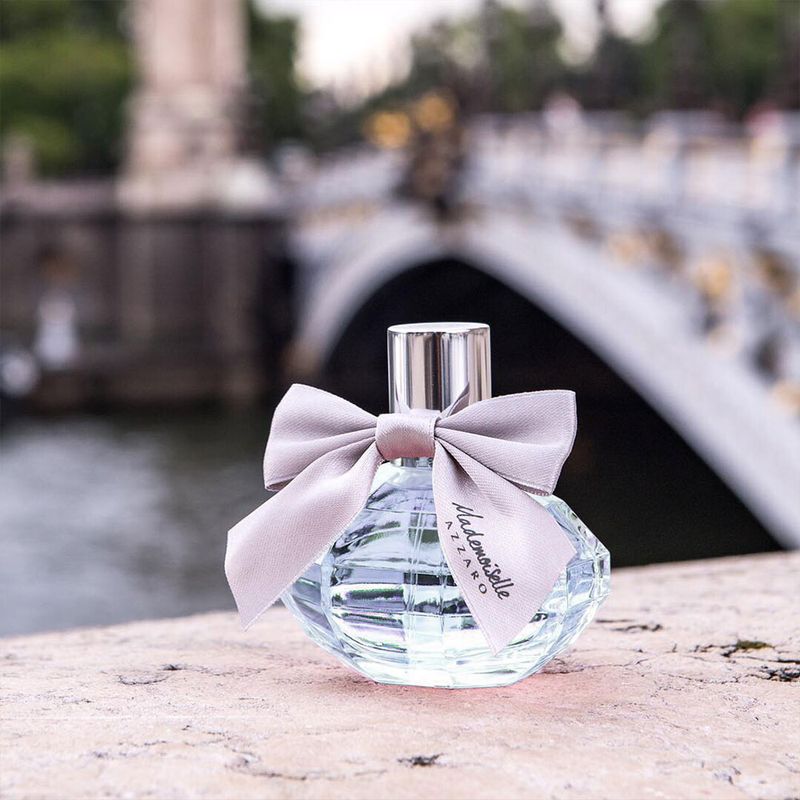 Perfume-Azzaro-Mademoiselle-L-Eau-Tres-Charmante-Feminino-Eau-de-Toilette-30-ml-