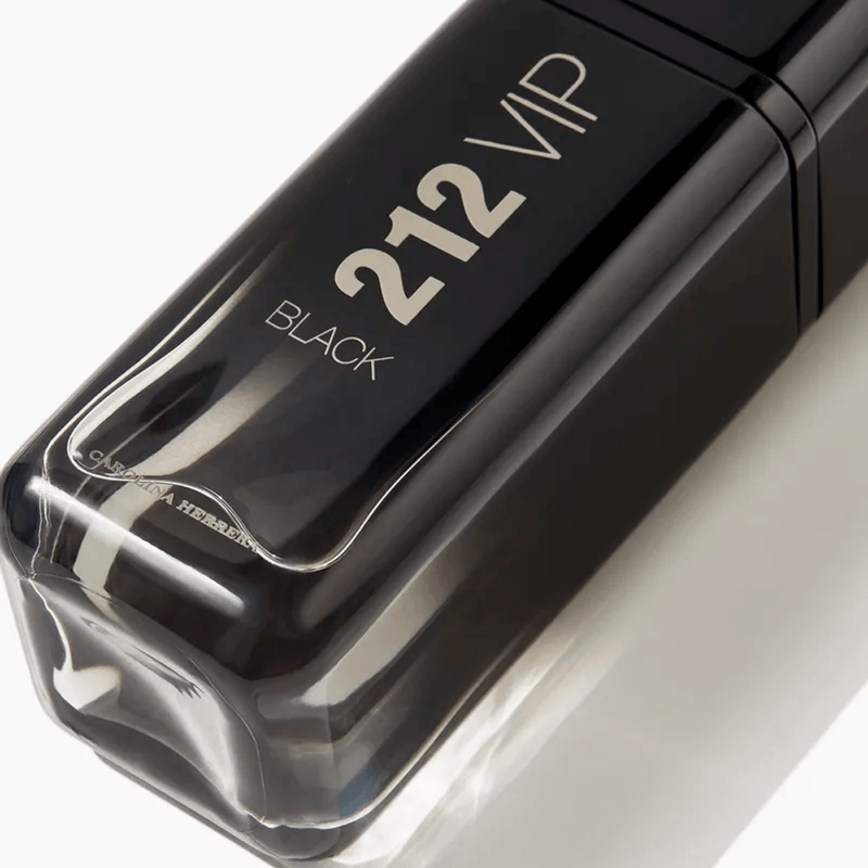 Perfume-Carolina-Herrera-212-Vip-Men-Black-Masculino-Eau-de-Parfum-200-ml