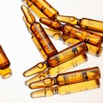 Caixa-de-Ampola-Serum-Facial-Esfoliante-Acido-Glicolico-Noturno-Isdin-10-x-2-ml
