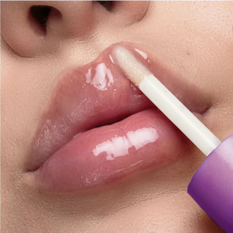 Gloss-Labial-Liquido-de-Brilho-Ruby-Rose-Lip-Oil-Uva-38-ml
