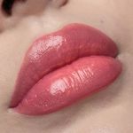 Gloss-Labial-Liquido-Cintilante-Lip-Glaze-Ruby-Rose-Feels-76-28-g
