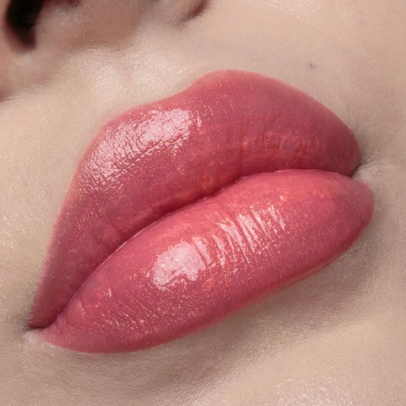 Gloss-Labial-Liquido-Cintilante-Lip-Glaze-Ruby-Rose-Feels-76-28-g