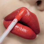 Gloss-Labial-Liquido-Cintilante-Lip-Glaze-Ruby-Rose-Feels-80-28-g