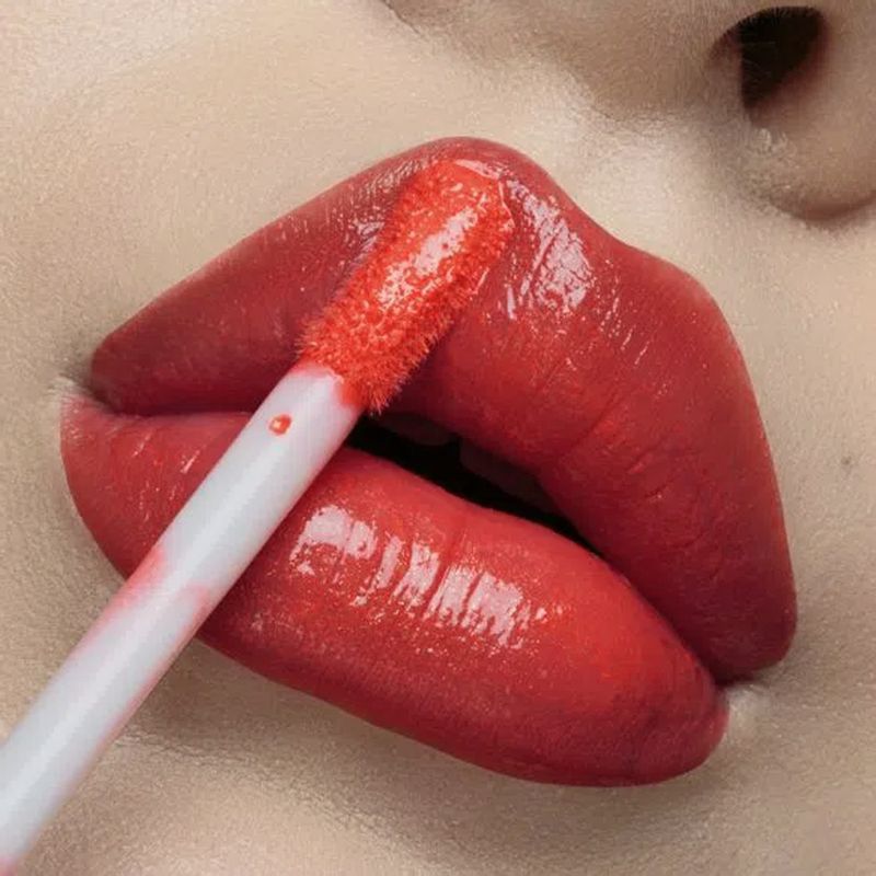 Gloss-Labial-Liquido-Cintilante-Lip-Glaze-Ruby-Rose-Feels-80-28-g
