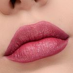Batom-Liquido-com-Glitter-Ruby-Rose-Shine-Kisses-363-21-ml