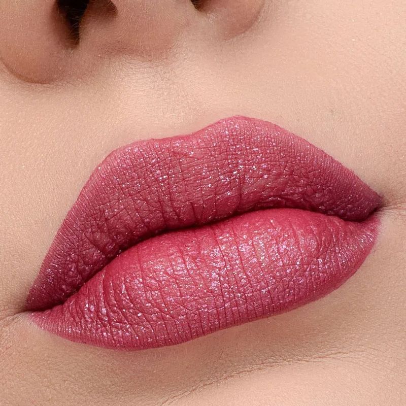 Batom-Liquido-com-Glitter-Ruby-Rose-Shine-Kisses-363-21-ml