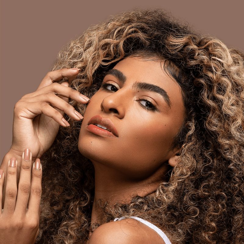 Base-Mousse-Aveludada-Ruby-Rose-Feels-Coco-Queimado-20-29-ml