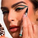 Caneta-Delineadora-Cremosa-Cintilante-Oceane-Mariana-Saad-Dark-Green-18-g