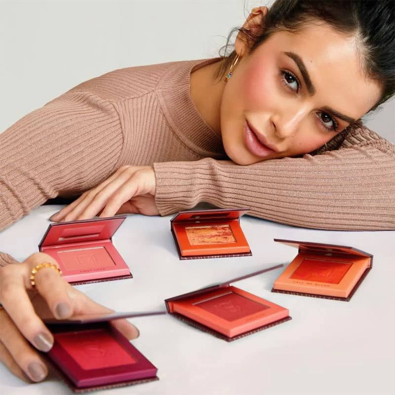 Blush-Compacto-em-Po-Oceane-Mariana-Saad-Me-Hot-Pink-65-g