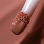 Gloss-Labial-Liquido-Matte-Bruna-Tavares-BT-Gloss-Denise-6-ml-Detalhe