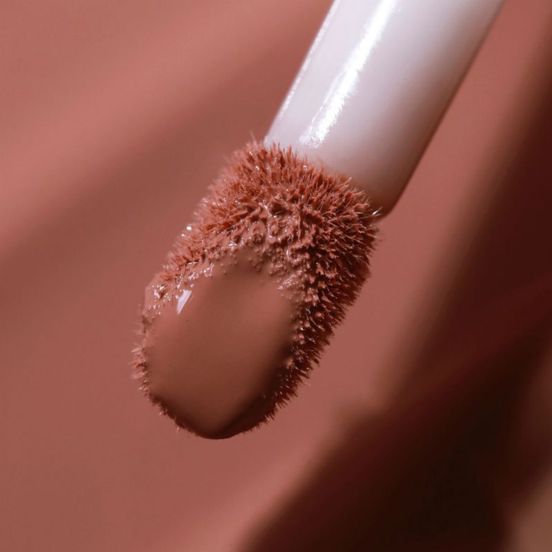 Gloss-Labial-Liquido-Matte-Bruna-Tavares-BT-Gloss-Denise-6-ml-Detalhe