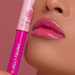 Gloss-Liquido-Acetinado-Bruna-Tavares-BT-Jelly-Peony-35-ml-Modelo-com-Produto-3