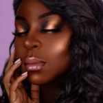Iluminador-Compacto-em-Po-Bruna-Tavares-BT-Light-Bronze-5-g-Modelo