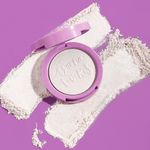 Iluminador-Compacto-em-Po-Bruna-Tavares-BT-Light-Lunar-5-g-Detalhe