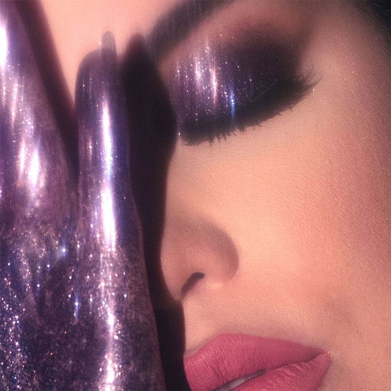 Glitter-em-Po-Cintilante-Bruna-Tavares-BT-Glitter-Silver-Magic-3-g-Modelo-1