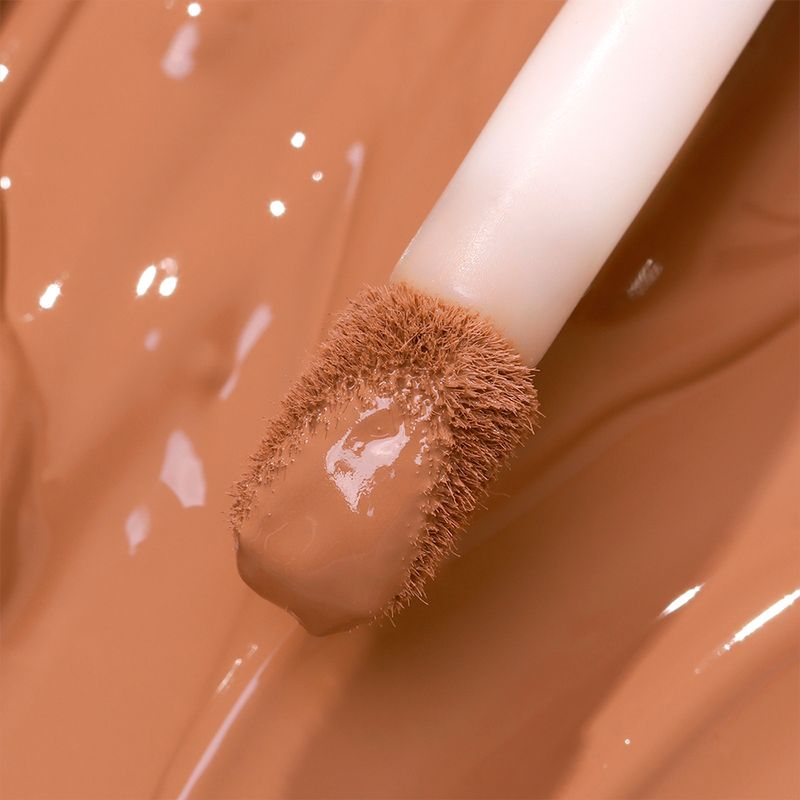 Primer-e-Sombra-Liquida-2x1-Bruna-Tavares-BT-Velvet-Cappuccino-6-ml-Detalhe