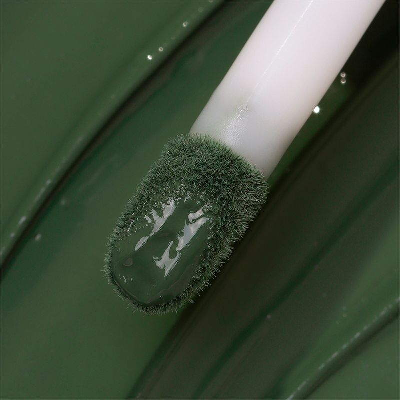 Primer-e-Sombra-Liquida-2x1-Bruna-Tavares-BT-Velvet-Khaki-6-ml-Detalhe