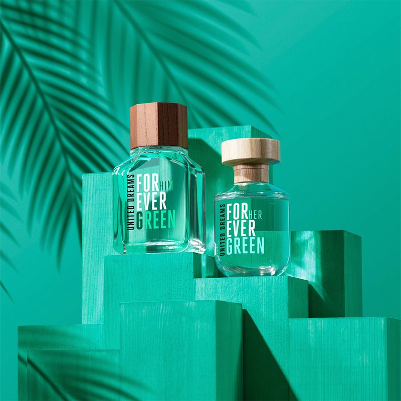 Perfume-Benetton-Forever-Green-Her-Feminino-Eau-de-Toilette-80-ml-Imagem-Ambientada-2