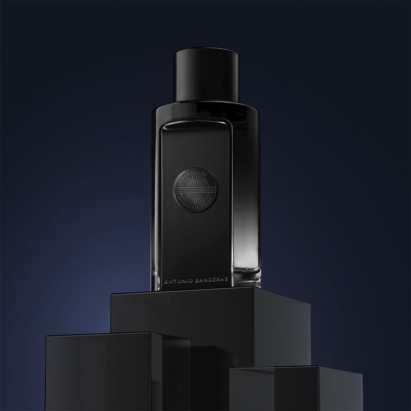Perfume-Antonio-Banderas-The-Icon-Eau-de-Parfum-Masculino-100-ml-Imagem-Ambientada-2