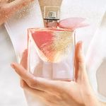 Perfume-Lancome-La-Vie-Est-Belle-Oui-Feminino-Eau-de-Parfum-50-ml-Detalhe