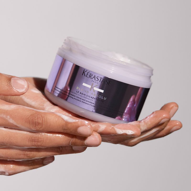 Shampoo-Kerastase-Blond-Absolu-Cicaextreme-250-ml-Textura-1