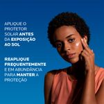 Protetor-Solar-Facial-La-Roche-Posay-Anthelios-Anti-idade-FPS-50-Clara-40-g-Modelo