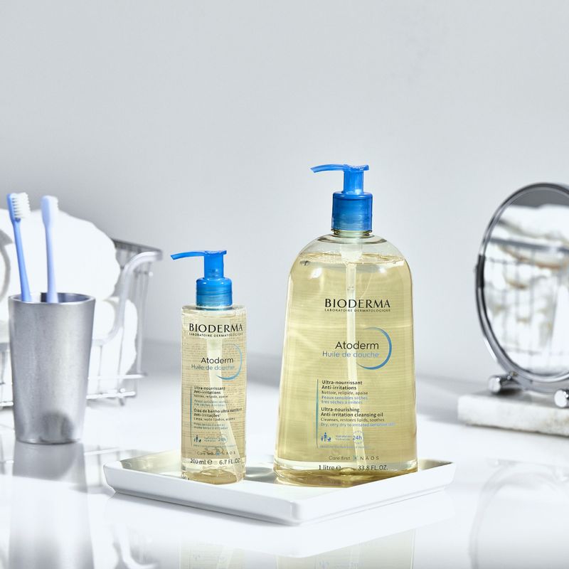Oleo-de-Banho-Hidratante-Corporal-Bioderma-Atoderm-1000-ml-Familia-1