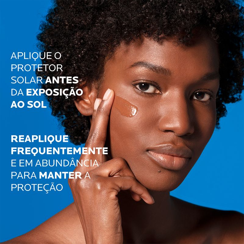 Protetor-Solar-Facial-FPS-60-La-Roche-Posay-Anthelios-Ultra-Cover-6-0-30-g-Aplicacao