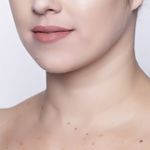 Batom-Liquido-Matte-Payot-Boca-Rosa-Beauty-Segunda-4-g-Modelo-1