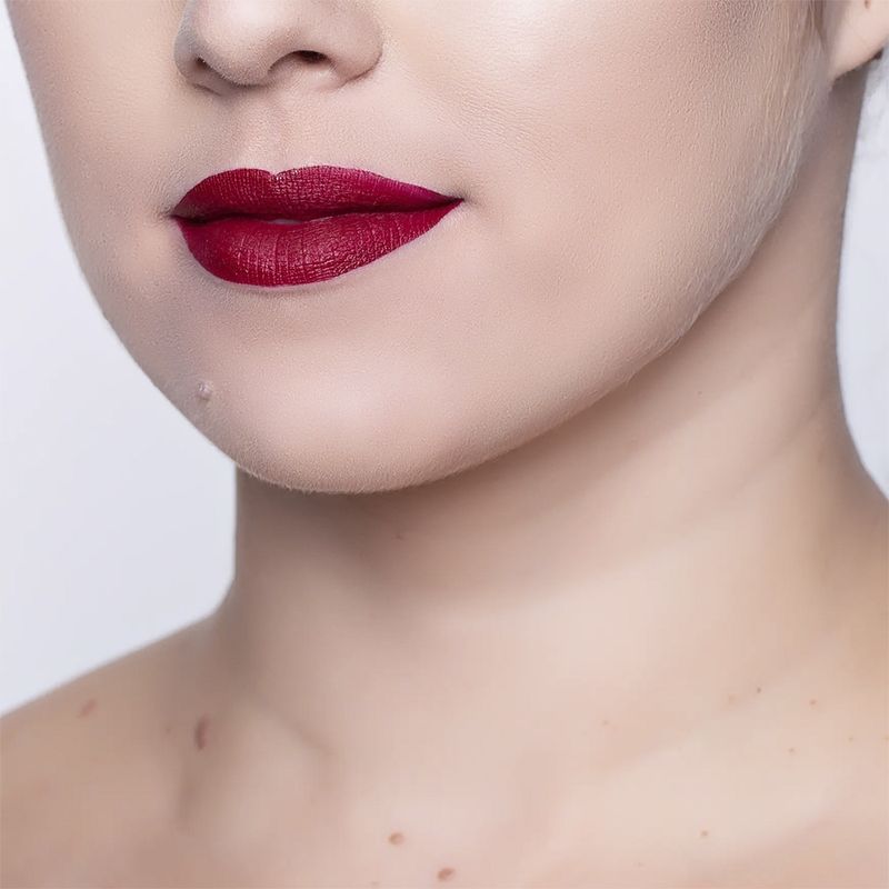 Batom-Liquido-Matte-Payot-Boca-Rosa-Beauty-Terca-4-g-Modelo