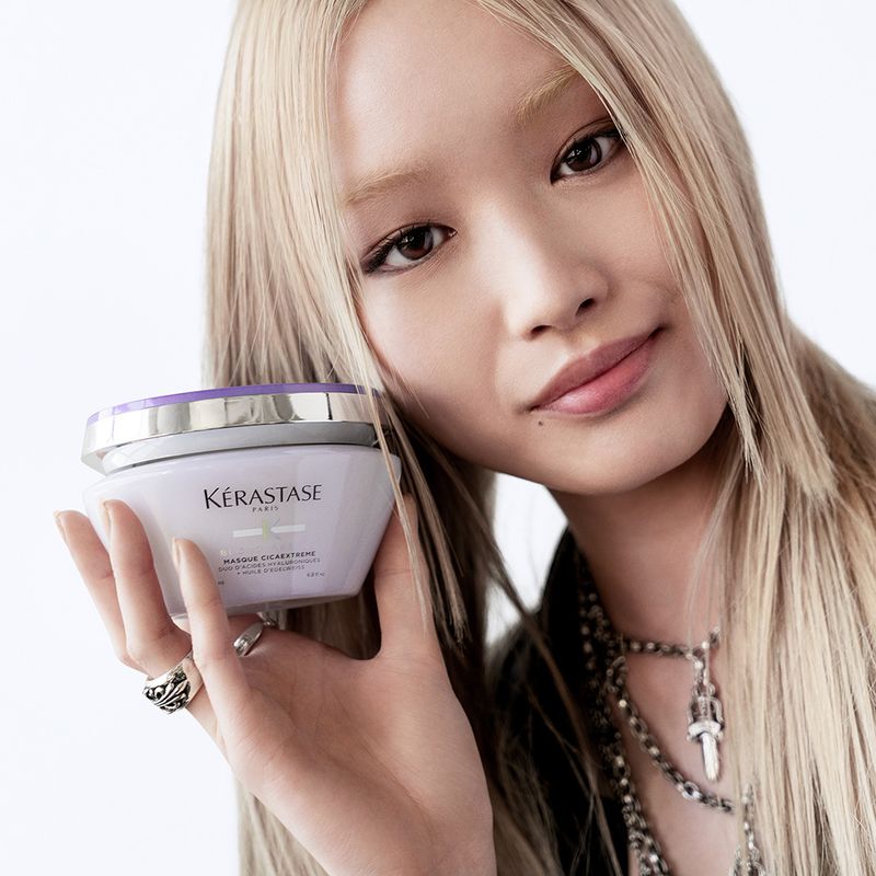 Mascara-de-Hidratacao-Kerastase-Blond-Absolu-Cicaextreme-200-ml-Modelo
