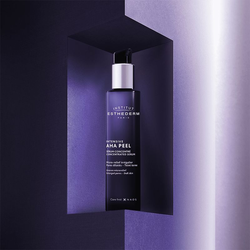Serum-Facial-Alfa-e-Beta-Hidroxiacidos-Renovador-Esthederm-Intensive-30-ml-Ambientada