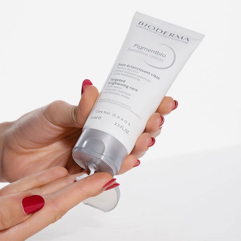 Creme-Clareador-Corporal-Bioderma-Pigmentbio-Sensitive-Areas-75-ml-Textura