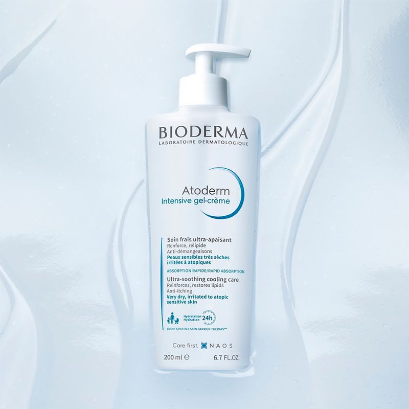 Gel-Creme-Corporal-Hidratante-Bioderma-Atoderm-Intensive-200-ml-Ambientada-um