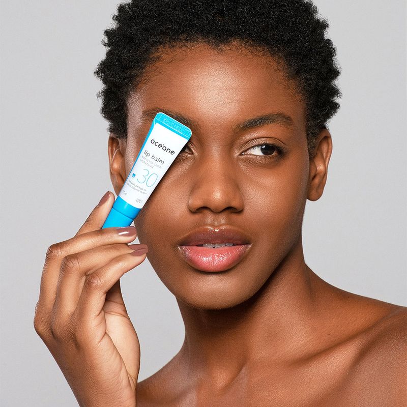 Protetor-Labial-Hidratante-FPS-30-10-g-Modelo-1