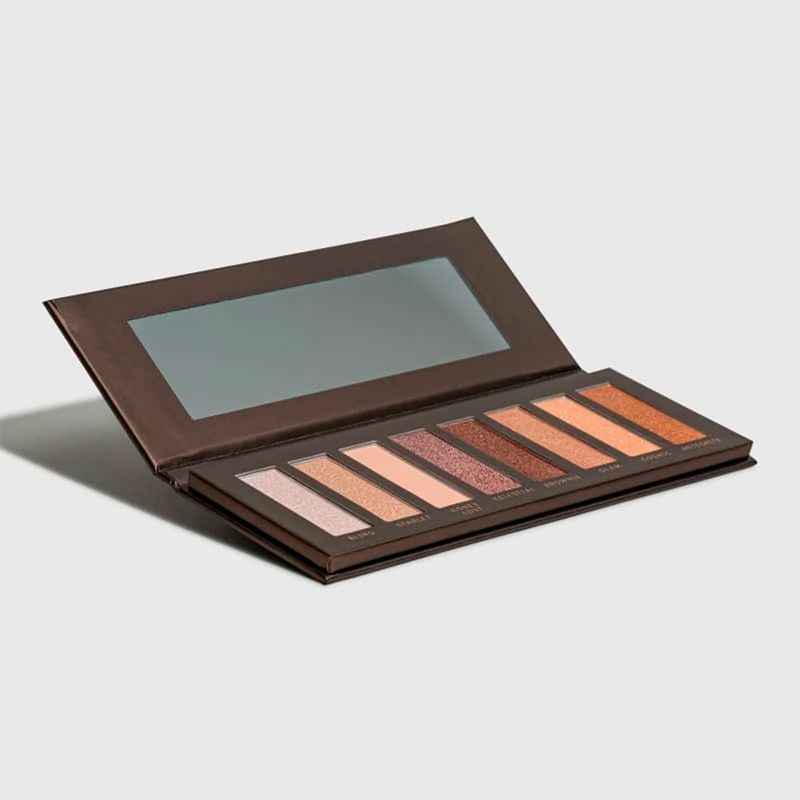 Paleta-de-Sombras-em-Po-Oceane-Nadia-Tambasco-Glow-To-Go-171-g-Ambientada