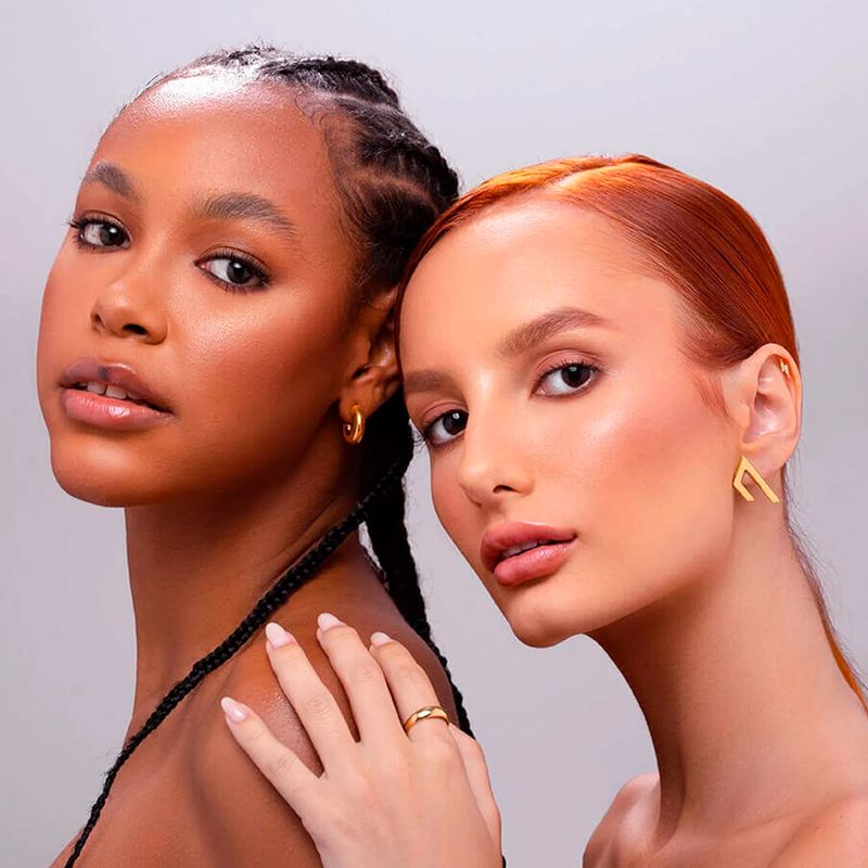 Paleta-Multifuncional-em-Po-Oceane-Mariana-Saad-Face-It-All-256-g-Modelo