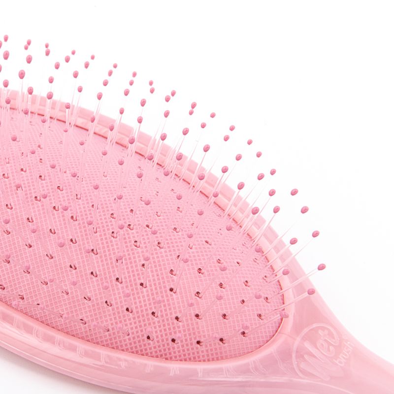 Escova-para-Desembaracar-WetBrush-Original-Detangler-Marmore-Rosa-Detalhe