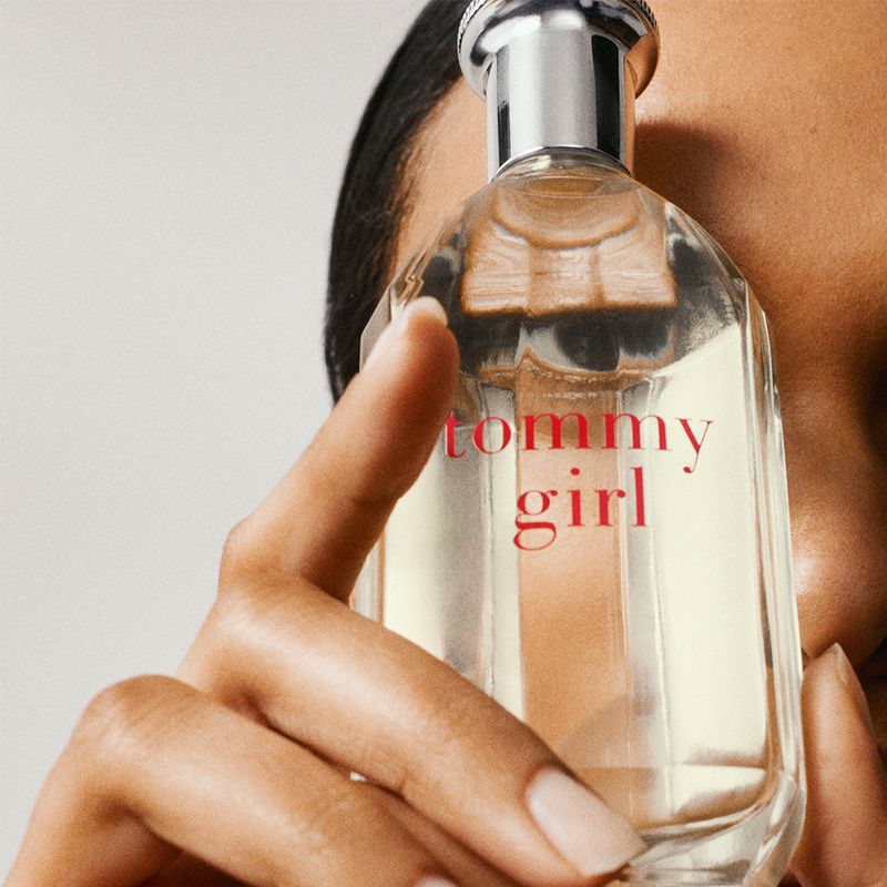 Perfume-Tommy-Hilfiger-Girl-Feminino-Eau-de-Toilette-200-ml-Ambientada