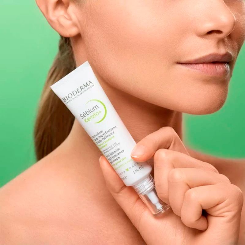 Gel-Creme-Anti-Acne-Bioderma-Sebium-Kerato---30-ml-Modelo