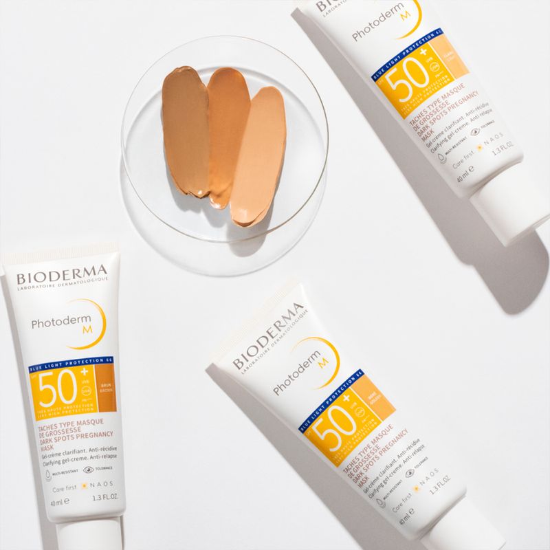 Protetor-Solar-Facial-Matte-FPS-50--Bioderma-Photoderm-M-Douree-40-ml-Ambientada