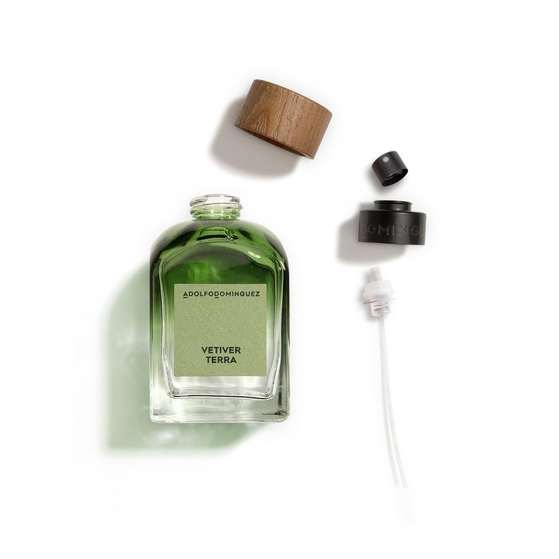 Perfume-Adolfo-Dominguez-Vetiver-Terra-Masculino-Eau-de-Parfum-120-ml-Detalhes