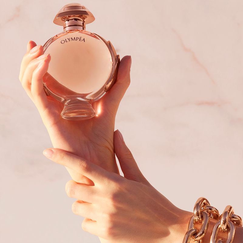 Kit-Perfume-Paco-Rabanne-Olympea-Feminino-Eau-de-Parfum-80-ml---Locao-Corporal-100-ml---Miniatura-10-ml-Modelo-e-Frasco