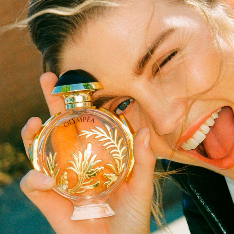 Perfume-Paco-Rabanne-Olympea-Solar-Feminino-Eau-de-Parfum-80-ml---Locao-Corporal-80-ml---Miniatura-10-ml-Modelo-e-Frasco-1