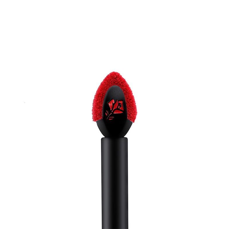 Batom-Cremoso-Matte-Lancome-L-Absolu-Rouge-Drama-138-338-g-Detalhe