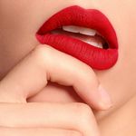 Batom-Cremoso-Matte-Lancome-L-Absolu-Attrape-Coeur-505-35-g