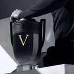 KIT-PACO-RAB-INVICTUS-VICTORY-EDP-PERF-MASC-100ML-GEL-DE-BANHO-100ML--CX-BRANCO-E-PRETO