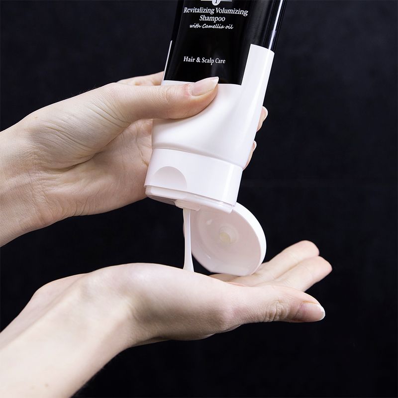 Shampoo-Sisley-Hair-Rituel-Revitalizing-Volumizing-200-ml-Modelo-e-Produto